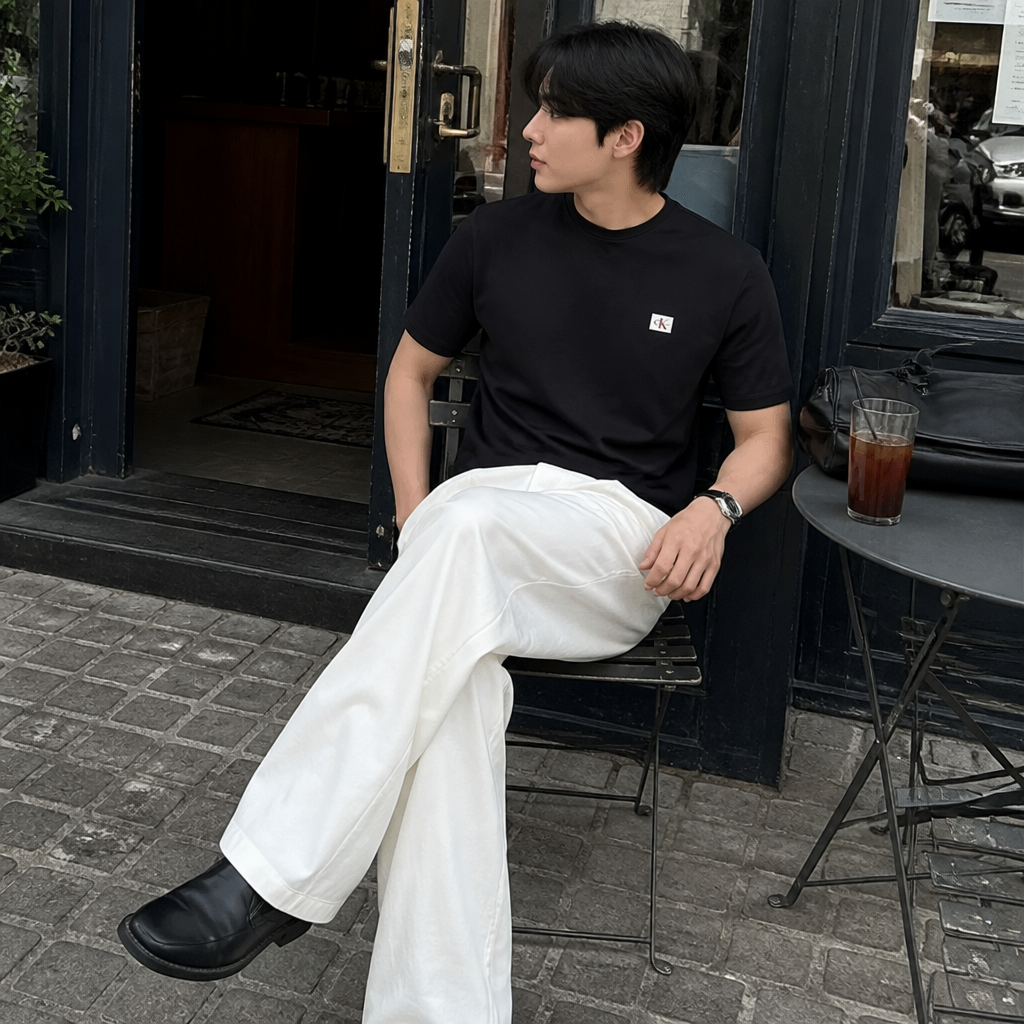 Calvin Klein Jeans 캘빈클라인 진스 블랙 미니 패치 티셔츠